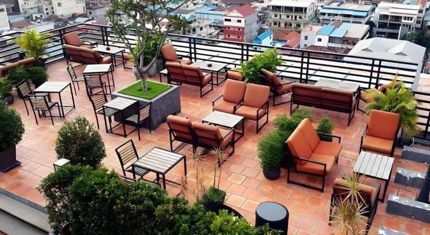 Kolab Sor Phnom Penh Hotel Exterior foto